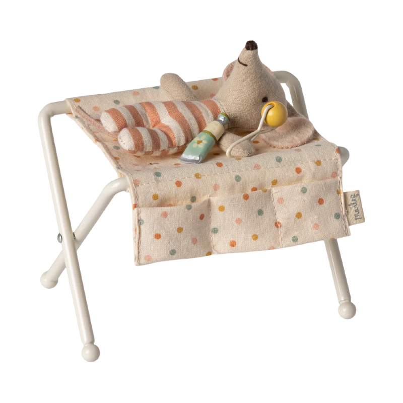 Table à langer souris